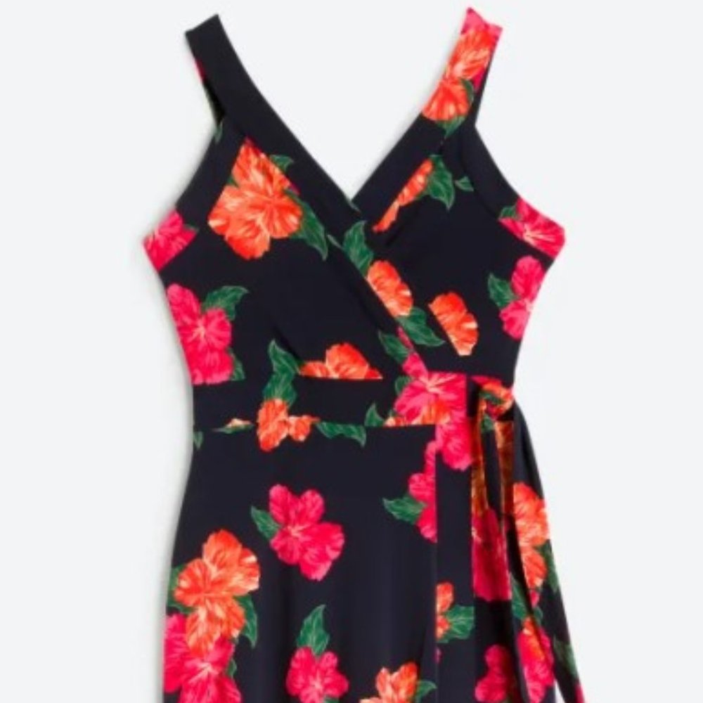 41 Hawthorn wrap floral maxi dress from Stitch Fix - Size 2x